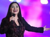Ana Gabriel alza la voz contra la violencia durante su concierto