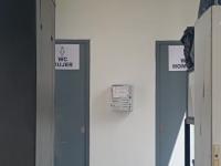 Puertas de los sanitarios de estaciones de RUTA Puebla