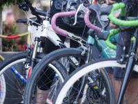 Bicicletas colocadas en fila