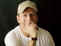 Familia de Bruce Willis aclara rumores sobre posible donación de su cerebro