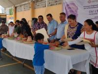 Chila de las Flores participa en encuentro por la lengua mixteca en Oaxaca