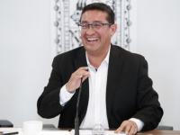 Diputado Pavel Gaspar sonriente