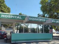 Entrada principal al hospital psiquiátrico El Batán