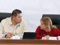 Gobernador de Puebla y secretaria de Finanzas