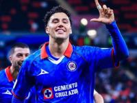 Jorge Sánchez negocia salida de Cruz Azul rumbo a Europa