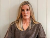 Kristin Cabot rompe el silencio tras video viral en concierto de Coldplay
