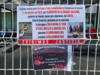 Lona que exige justicia, colgada en la Casa de Justicia de la 11 Sur