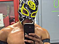 Lesión de Neón en la Arena México alerta al CMLL y a la afición | VIDEO