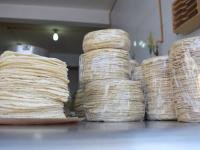 Tortillas puestas en máquina 