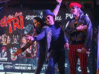 Integrantes de la banda Victimas del Dr. Cerebro en rueda de prensa 