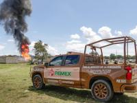 Patrulla de Pemex en aseguramiento de toma clandestina