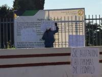 Alumno colocando lonas en el ITSSNP