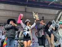 Nombran a Flor Amargo reina en marcha LGBT+ llena de orgullo en Puebla